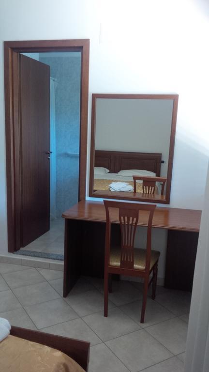 Del Riccio Hotel Martirano Værelse billede